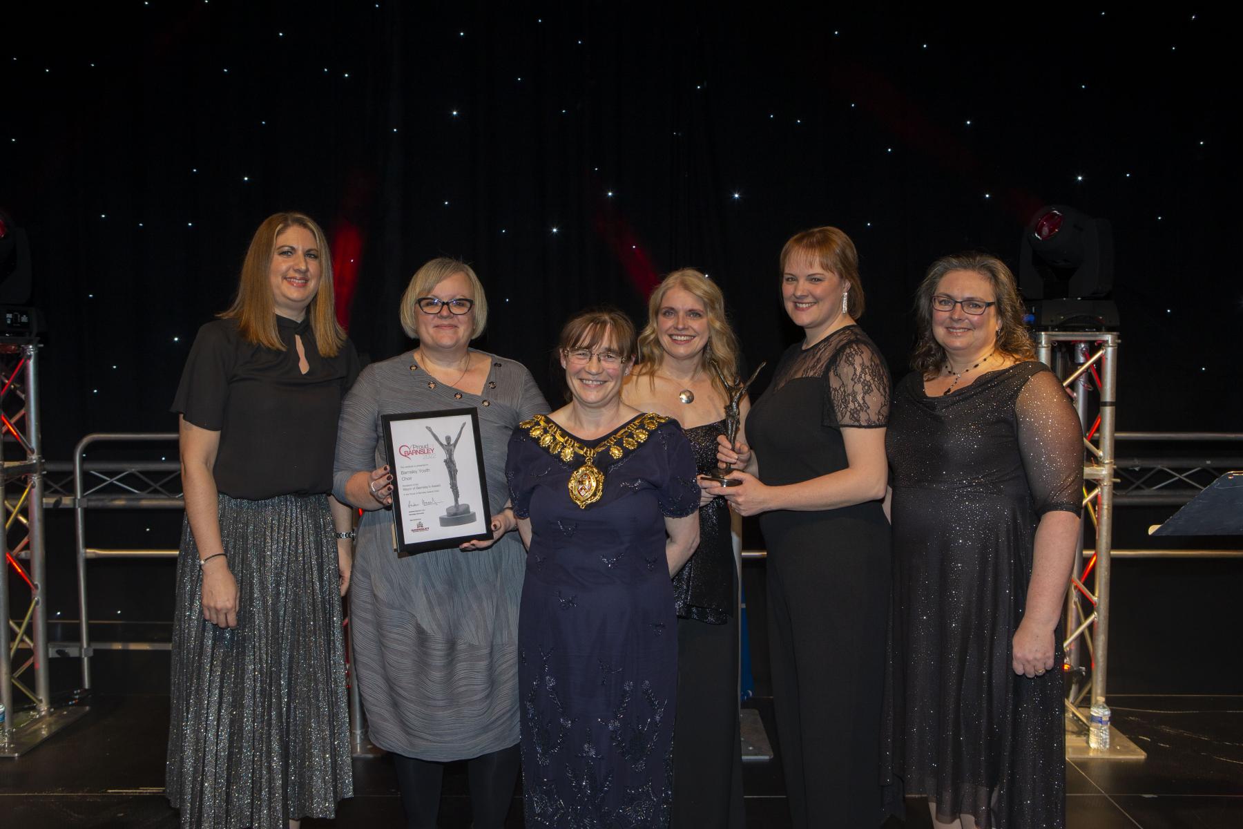 MAYOR OF BARNSLEY’S SPECIAL AWARD - BARNSLEY YOUTH CHOIR MAYOR OF BARNSLEY’S SPECIAL AWARD - BARNSLEY YOUTH CHOIR
